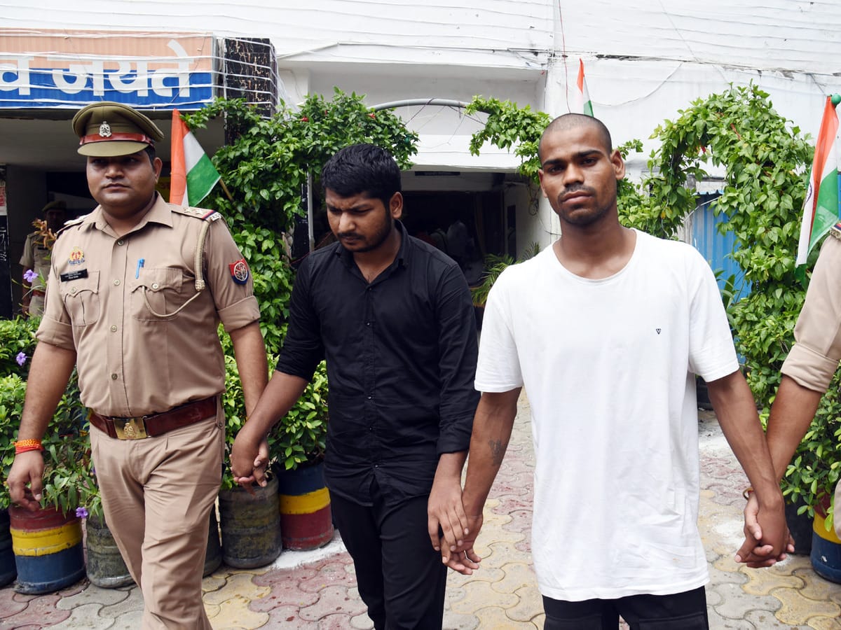 हैवानियत की हदें पार: मानव खोपड़ी से तंत्र पूजा कर अमीर होने के लालच में हत्या; चाकू से निकाली आंखें; नाक-कान काट छील दी खोपड़ी।