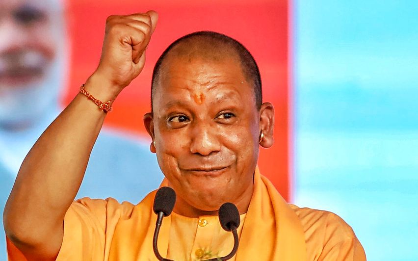 अटल बिहारी वाजपेयी की पुण्यतिथि आज, सीएम योगी ने दी श्रद्धांजिल, बोले- अटल जी ने रखी थी आधुनिक भारत की नींव।