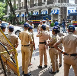 महाराष्ट्र: नागपुर में स्कूटर सवार से डेढ़ करोड़ रुपये जब्त, चुनाव में काले धन का शक!