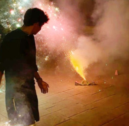 गुरुग्राम में दिवाली की रात आग लगने की 57 घटनाएं आईं सामने, आठ लोग झुलसे।