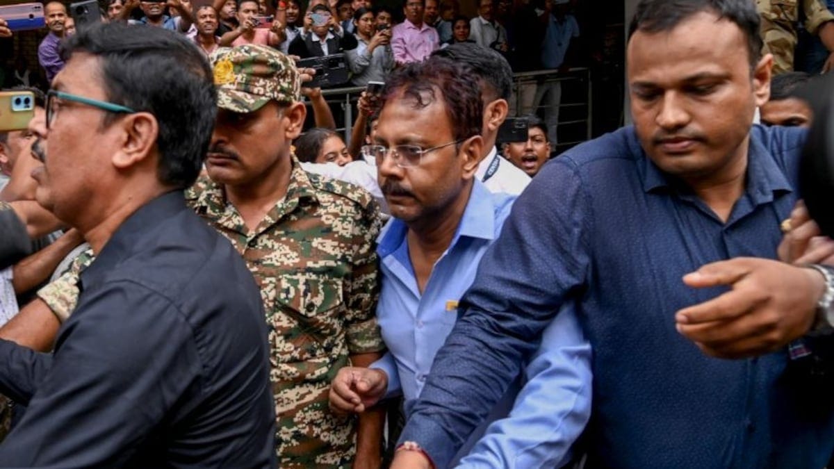 कोलकाता में संदीप घोष के पिता के घर समेत 4 ठिकानों पर ED की रेड, वित्तीय धोखाधड़ी में एक्शन।
