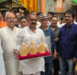 मोदी के तीसरी बार पीएम बनने पर काशी में ऐतिहासिक अनुष्ठान, पत्रकार ने संकटमोचन मंदिर में अर्पित किया 41 लाख का सोने का मुकुट।