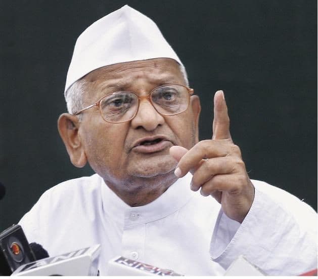 केजरीवाल ने मेरी बात नहीं मानी, शराब में उलझ गए... अब नतीजा सामने है - अन्ना हजारे