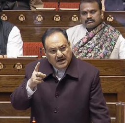 Rajya Sabha में विपक्ष पर भड़के JP Nadda, बोले- बहस नहीं, सिर्फ अराजकता फैलाने में रुचि।